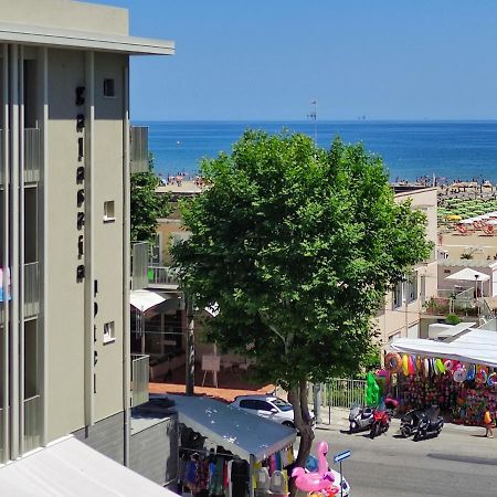 רימיני Hotel Galassia מראה חיצוני תמונה